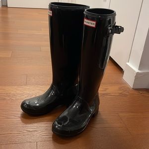 Black Glossy Hunter Boots, size 8 US/39 EU